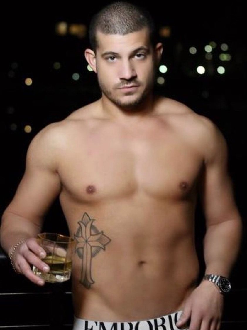 Daniel Cruze photo 5