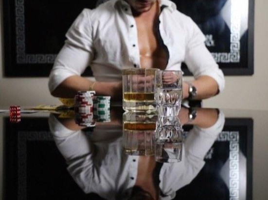 Daniel Cruze photo 2